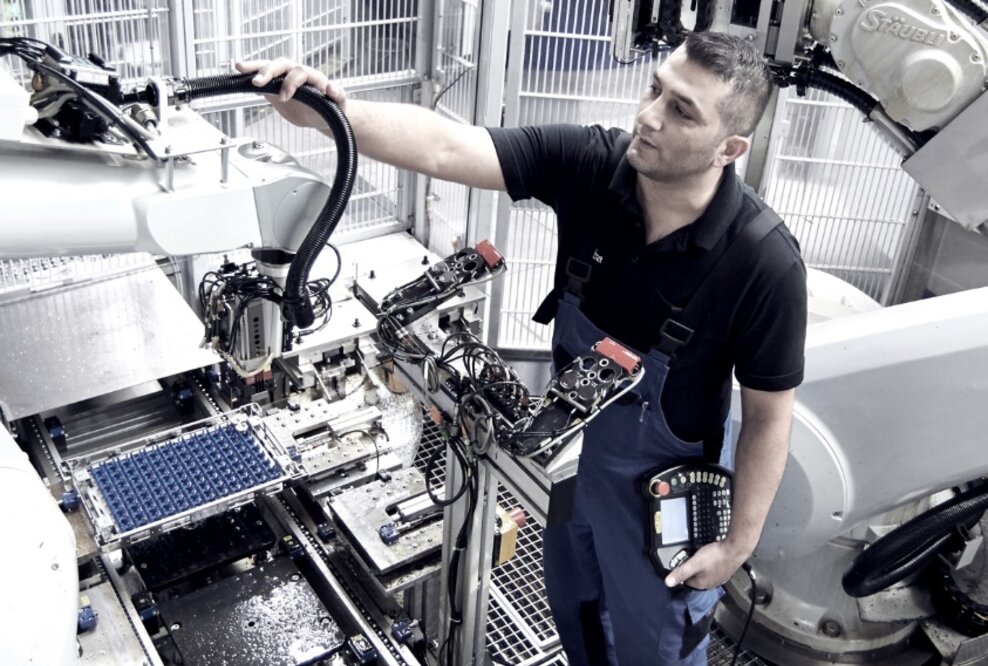 ECM-Spezialist Fenotec schätzt Retrofit und Service von stoba