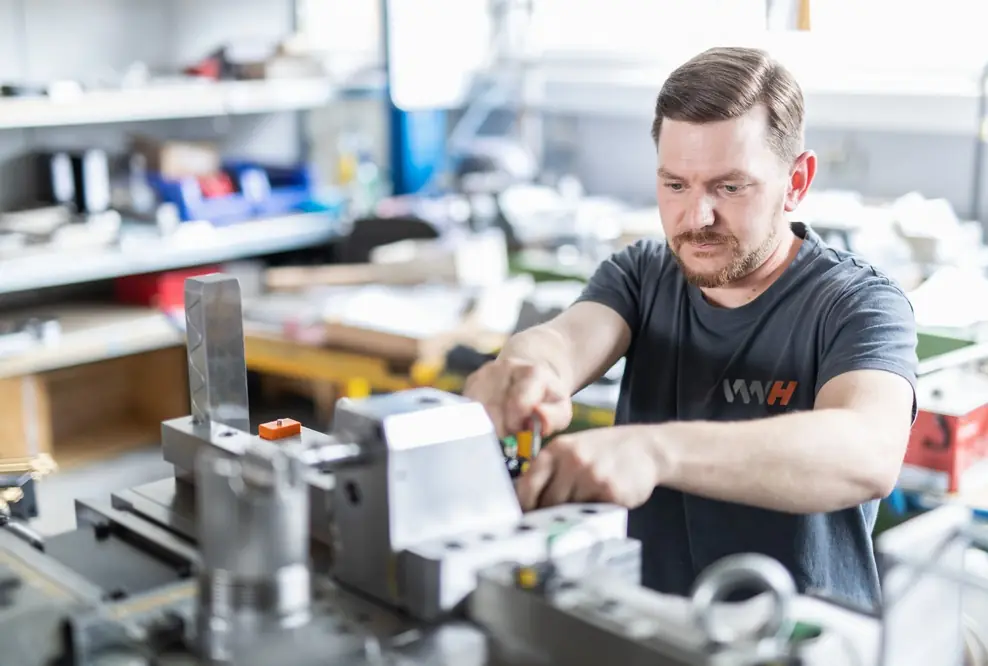 Wirtschaftlichkeit in der Spritzgussfertigung: Inhouse-Produktion statt unterbrochener Lieferketten