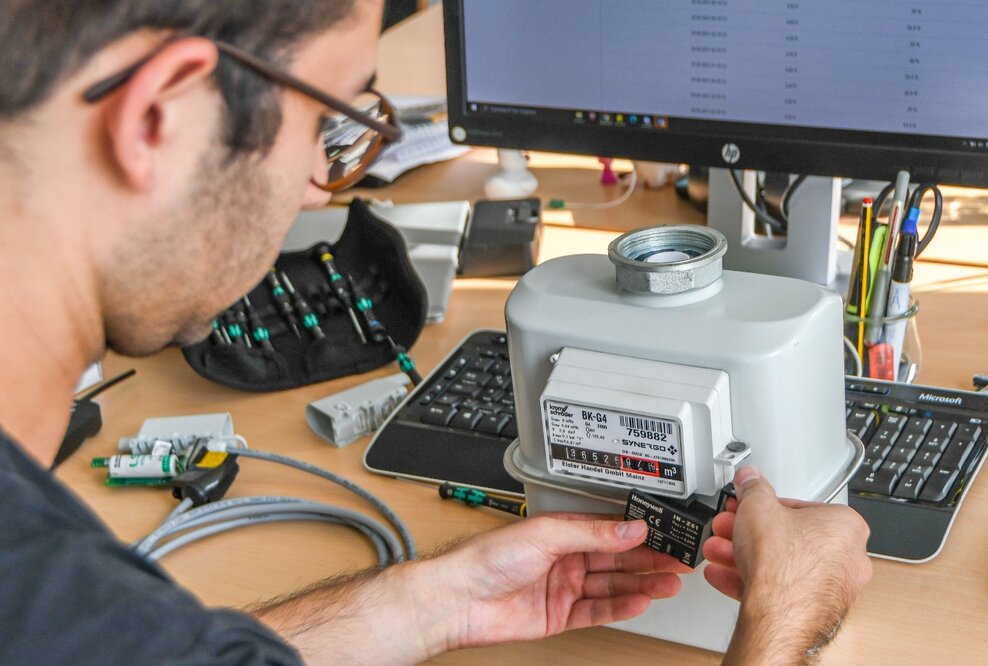 Gaszähler kommunizieren digital: Gasnetz Hamburg weitet LoRaWAN und Energiemanagement-Portal aus