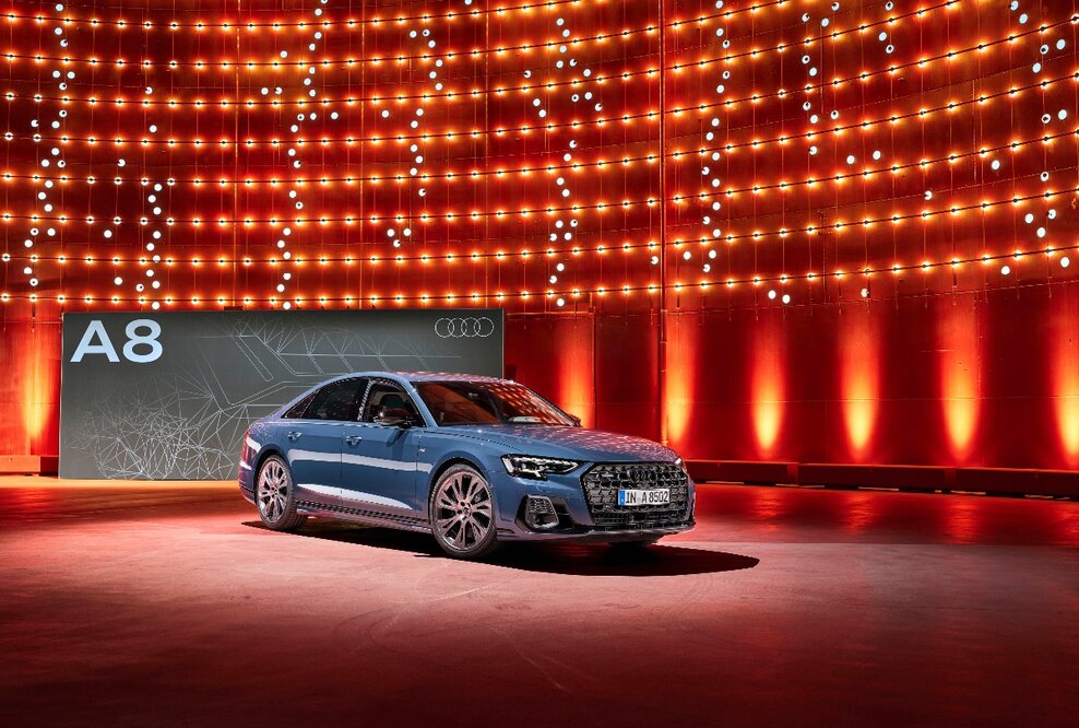 Geschärftes Design und innovative Technologien für das Flaggschiff: der aufgewertete Audi A8