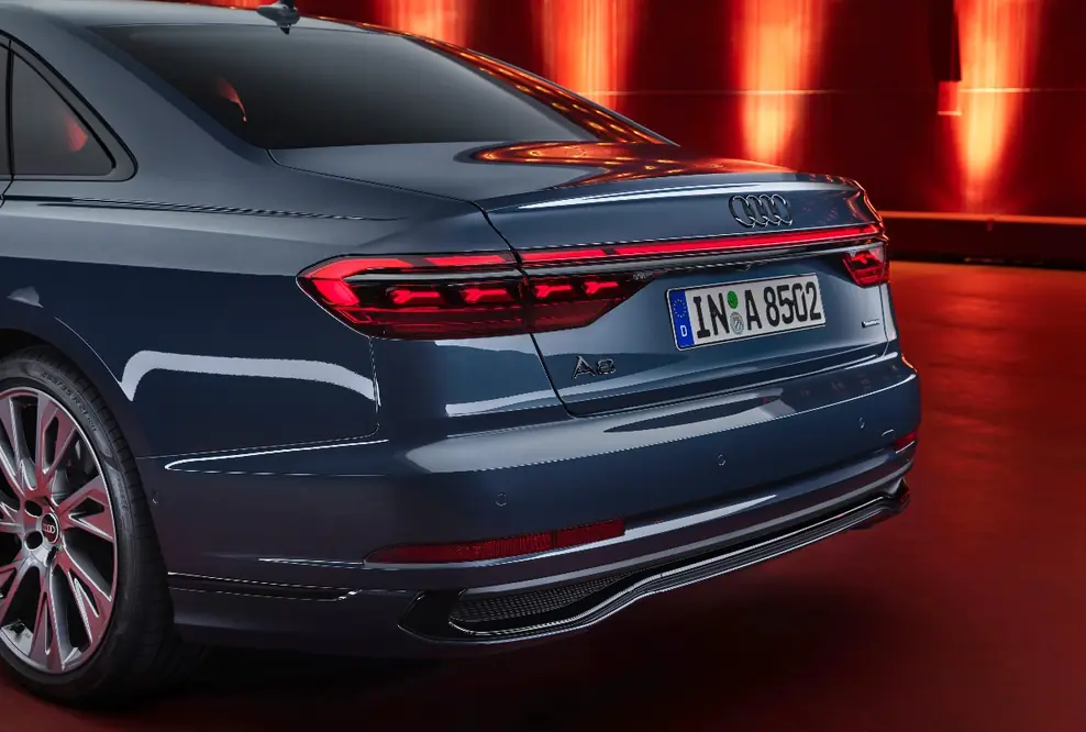 Geschärftes Design und innovative Technologien für das Flaggschiff: der aufgewertete Audi A8