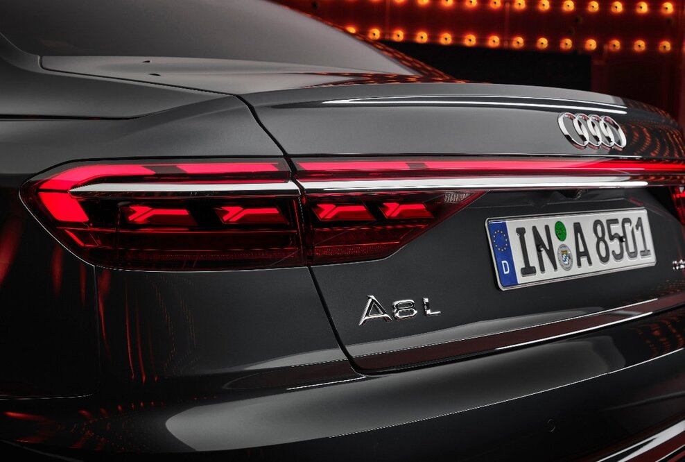 Geschärftes Design und innovative Technologien für das Flaggschiff: der aufgewertete Audi A8