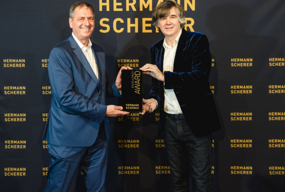 Weltrekord teilgenommen und Speaker-Slam AWARD nach Südwestfalen geholt.