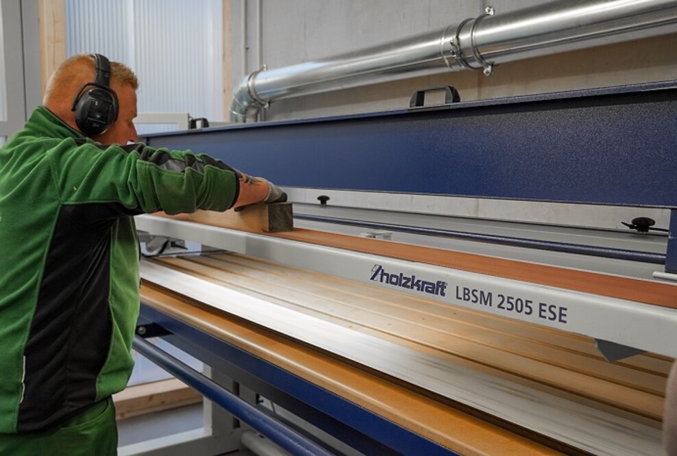HOLZKRAFT lässt Schloss Rosenau in neuem Glanz erstrahlen