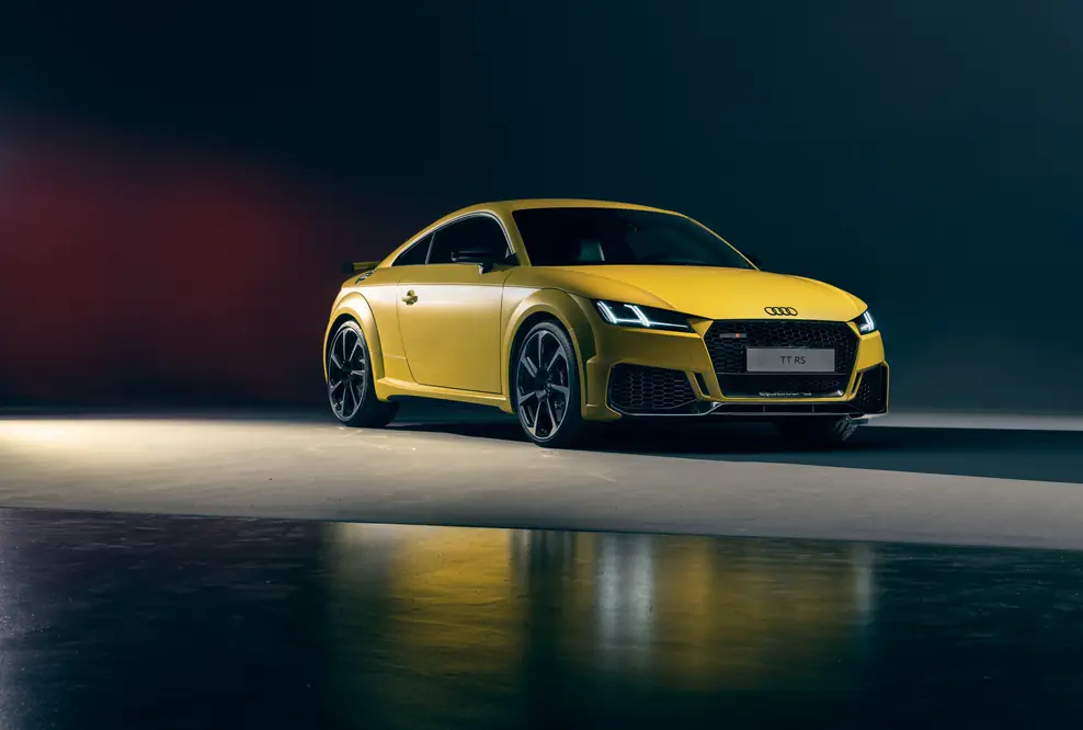 Neue Mattlackierung Pythongelb für das Topmodell TT RS.