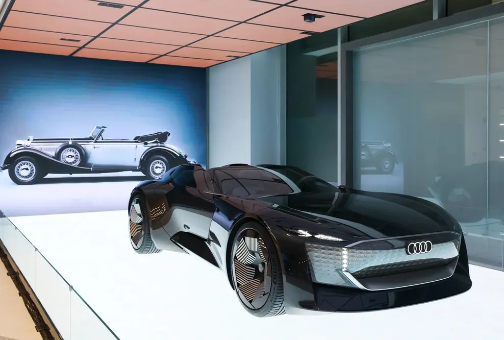 Automobile Zukunft: Im HoP in Shanghai konnten Besucher_innen auch das Konzeptfahrzeug Audi skysphere concept erleben.