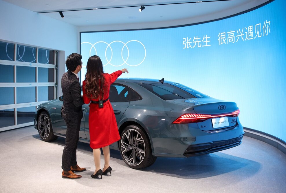 Sportlich elegant: Der neue Audi A7 L 55 TFSI wurde im Januar an Käufer_innen in China ausgeliefert.