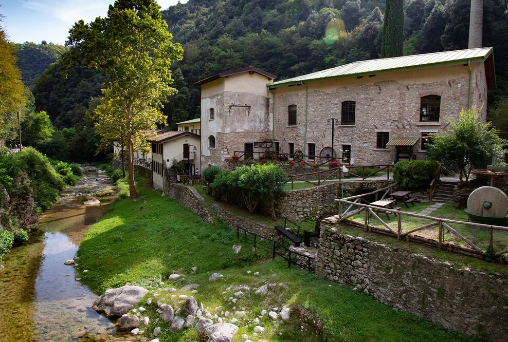 Tal der Papiermühlen, Brescia, Italien