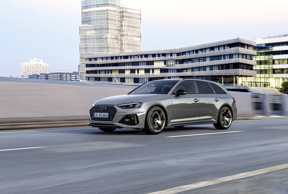 Audi RS 4 Avant mit competition plus-Paket