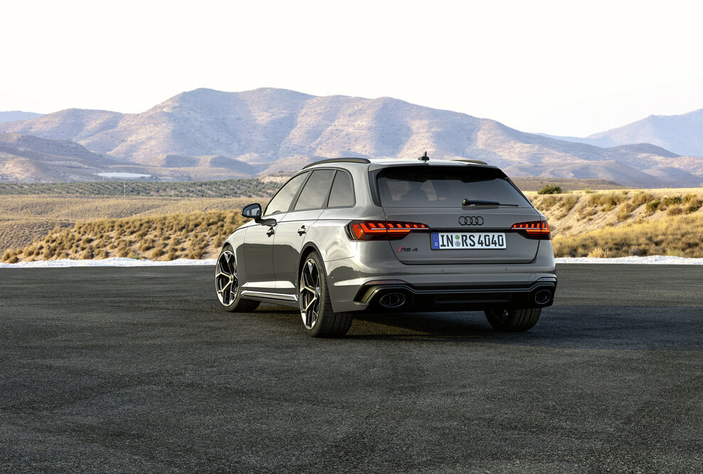 Audi RS 4 Avant mit competition plus-Paket