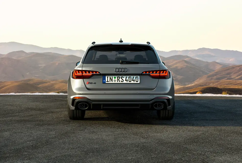 Audi RS 4 Avant mit competition plus-Paket