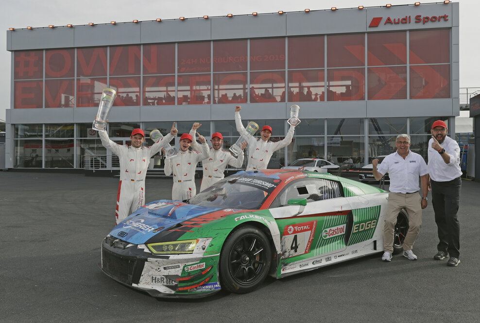Sieben Audi R8 LMS beim 24-Stunden-Jubiläum