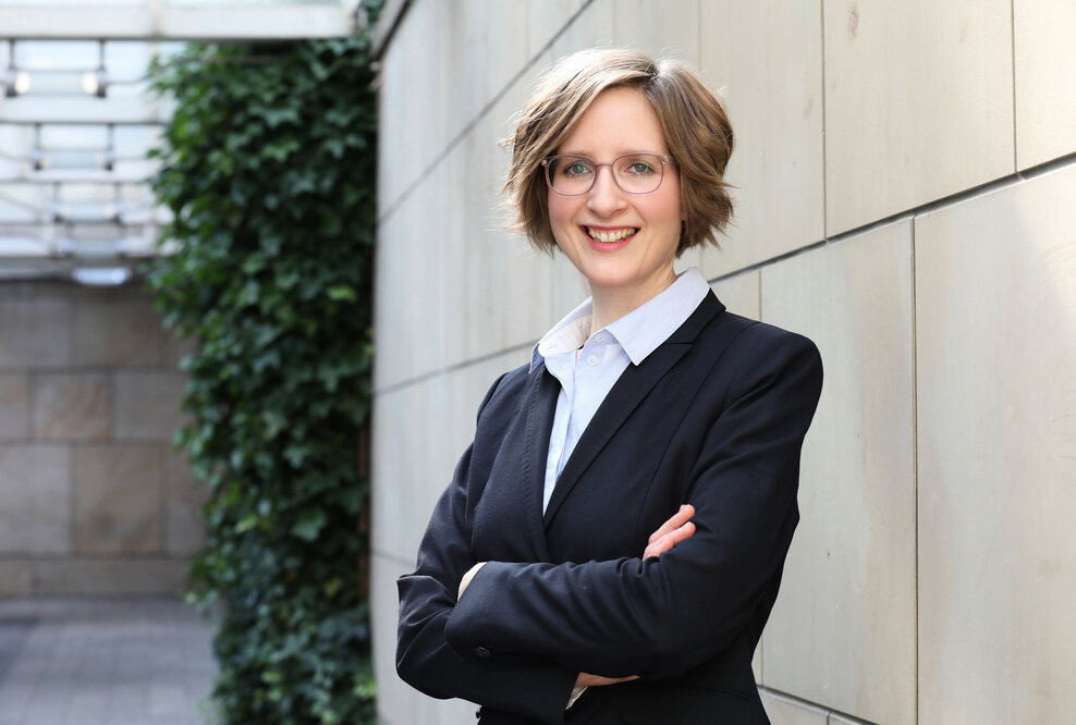 Dr. Anja Becker-Chouati