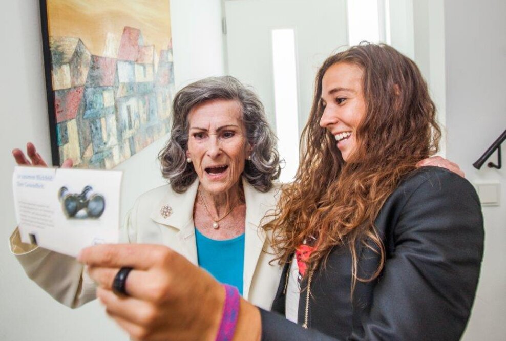 Wer möchte das nicht: die Welt ausgesöhnt und zufrieden verlassen? Gibt es eine Bucket List und was kann der- beziehungsweise diejenige (noch)? Ergotherapeut:innen forschen gemeinsam mit ihren sterbenden Klient:innen nach deren Herzenswünschen, Interessen und Fähigkeiten. 