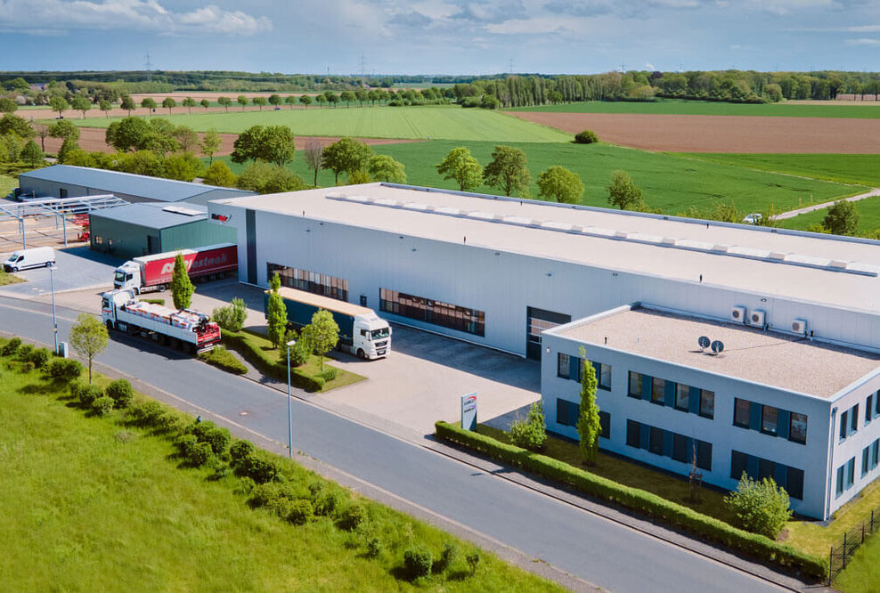 Luftaufnahme Werksgebäude SAMCO2