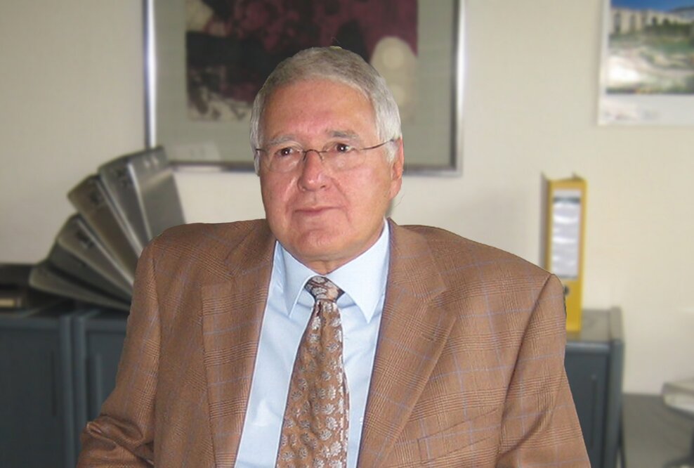 Foto Hans-Jürgen Gust, ausgewiesener Kenner der Baubeschlagbranche	