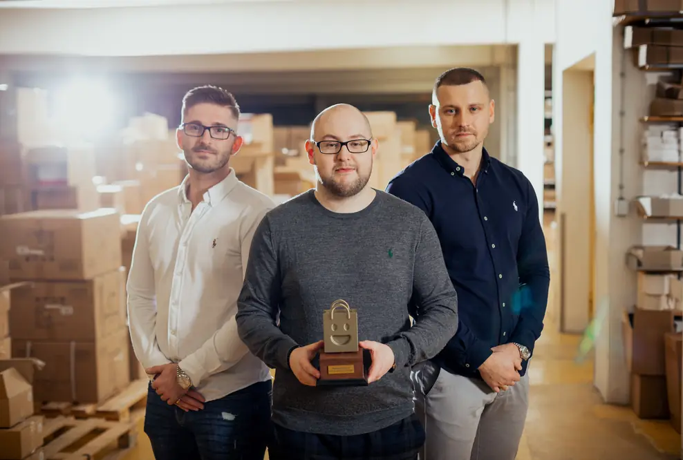 Eduard Meisner (Geschäftsführer & Leiter Strategieberatung), Hans Nassel (Shopify Experte & Leiter Shop Development), Sergej Djacenko (Geschäftsführer & Leiter Marketing)