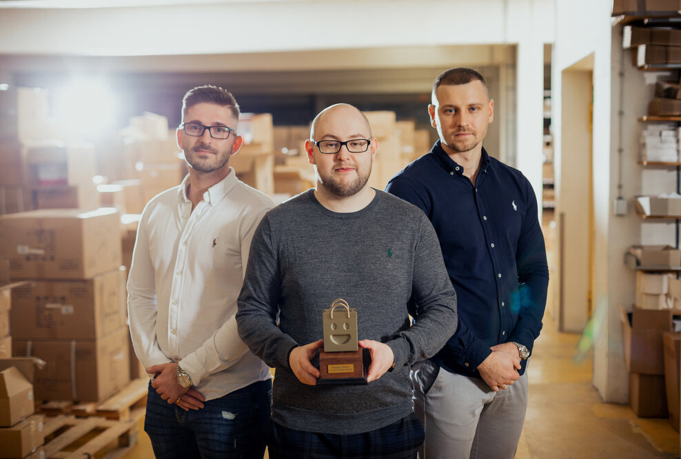 Eduard Meisner (Geschäftsführer & Leiter Strategieberatung), Hans Nassel (Shopify Experte & Leiter Shop Development), Sergej Djacenko (Geschäftsführer & Leiter Marketing)