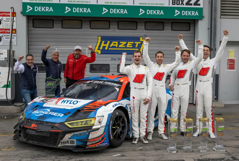 24h Nürburgring 2022 - Christian Scherer, Ernst Moser, Chris Reinke, Dries Vanthoor, Robin Frijns, Frédéric Vervisch, Kelvin van der Linde