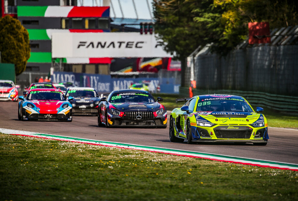 GT4 European Series 2022 Audi R8 LMS GT4 #69 (Team Fullmotorsport), Michael Blanchemain/Christophe Hamon