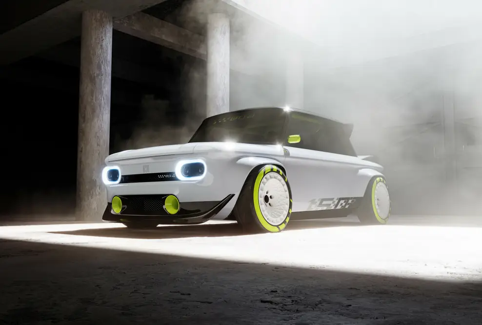 Zum 150-jährigen Jubiläum der Marke NSU enthüllen Auszubildende von Audi Neckarsulm einen NSU Prinz, den sie zu einem Elektroauto umgebaut haben.
