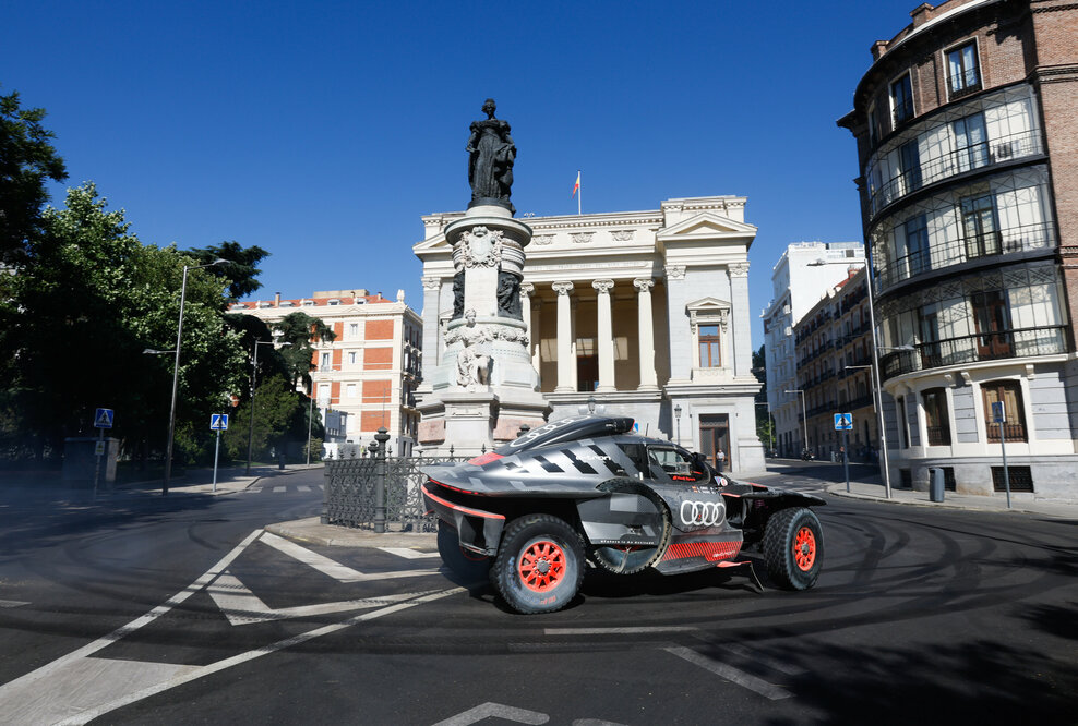 #DakarCityTour 2023: Madrid Audi RS Q e-tron (Team Audi Sport), Carlos Sainz/Lucas Cruz