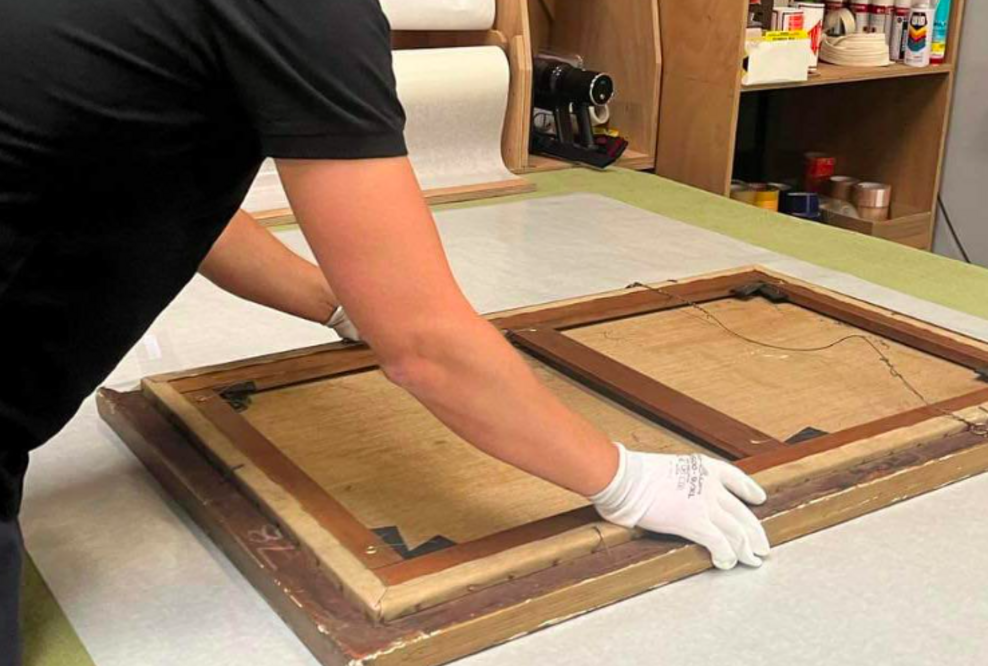 Kunst wird für den Versand mit Moviiu verpackt