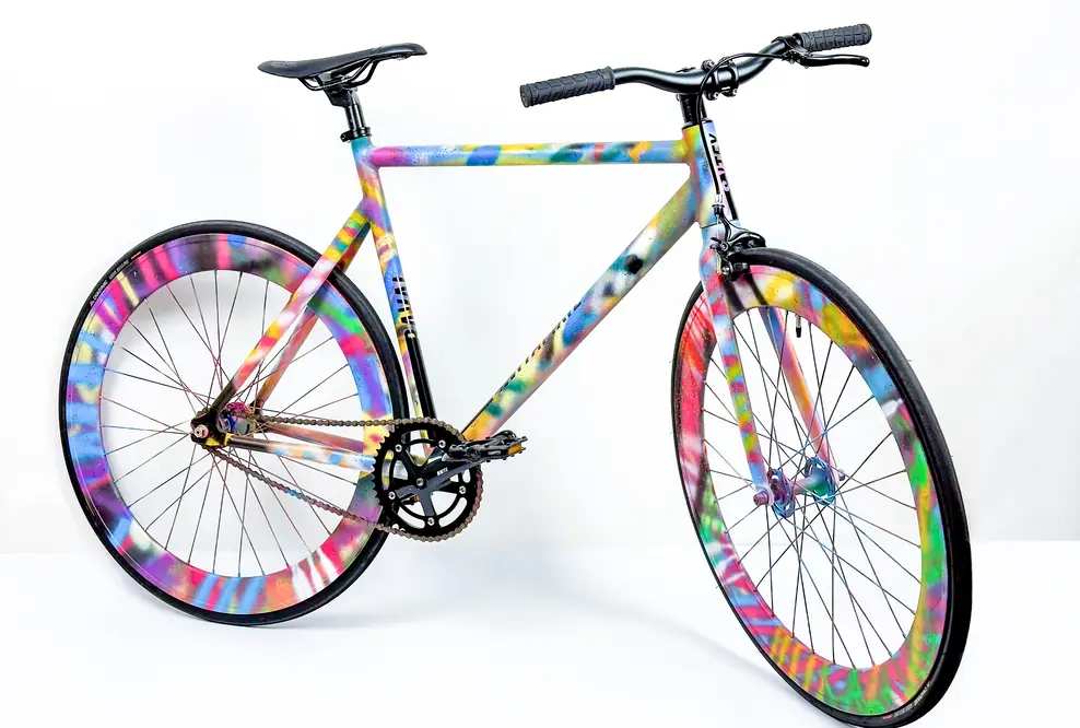 Santafixie Art Bike aus der Crowd Design Aktion "Spray it your way"