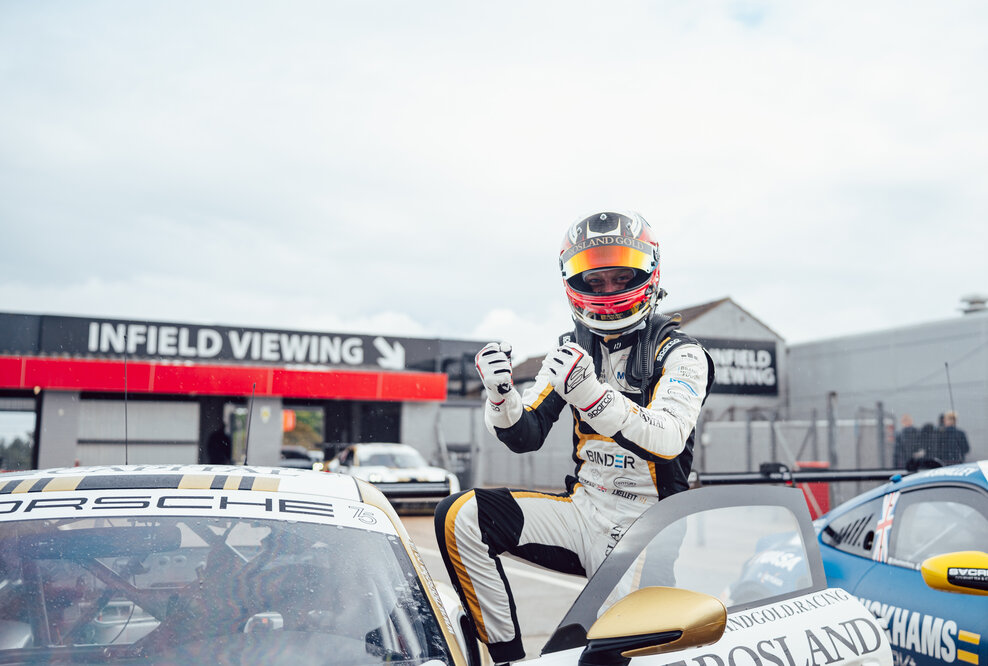 James Kellet, Vizemeister Porsche Carrera Cup GB 2023 wechselt nach Deutschland zu ID Racing