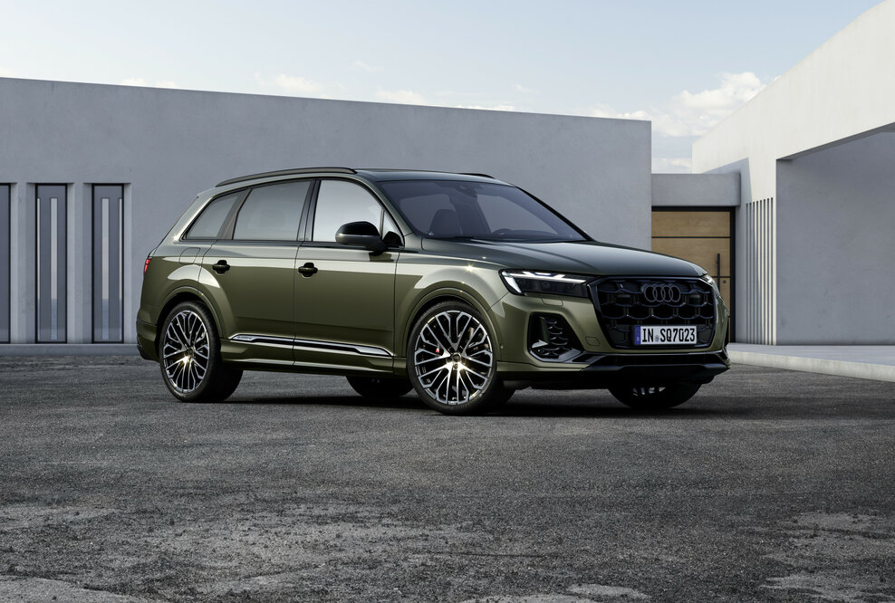 Audi SQ7 TFSI, Standaufnahme, Farbe: Oakgrün Perleffekt