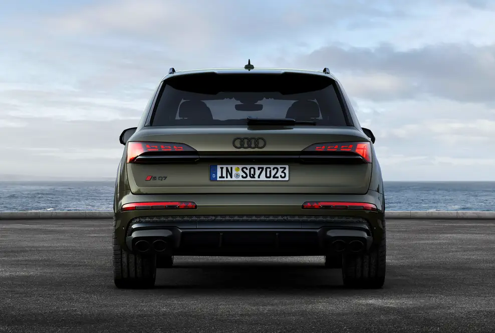 Audi SQ7 TFSI Standaufnahme, Farbe: Oakgrün Perleffekt