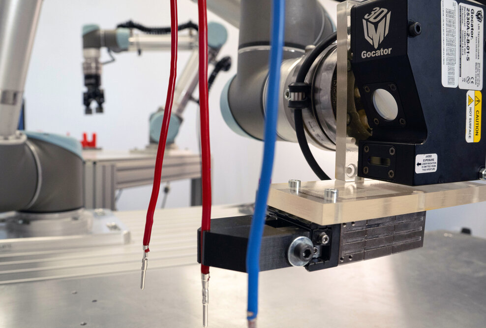 Die Gocator Linienprofilsensoren von LMI Technologies werden ab sofort vollständig von der ArtiMinds Robot Programming Suite (RPS) unterstützt