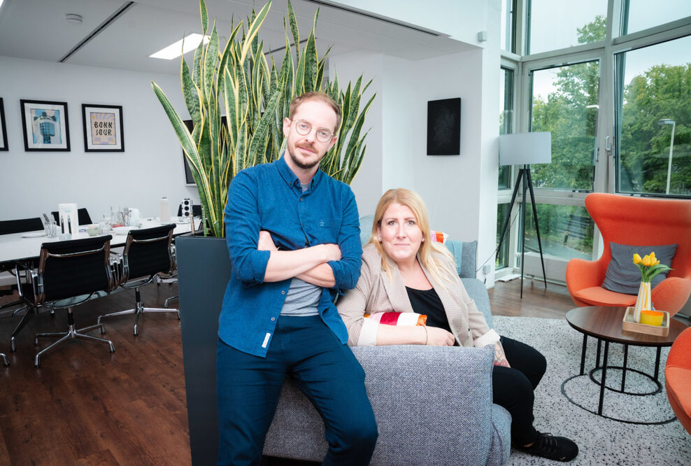 Topher Batchelor und Yvonne Cramer