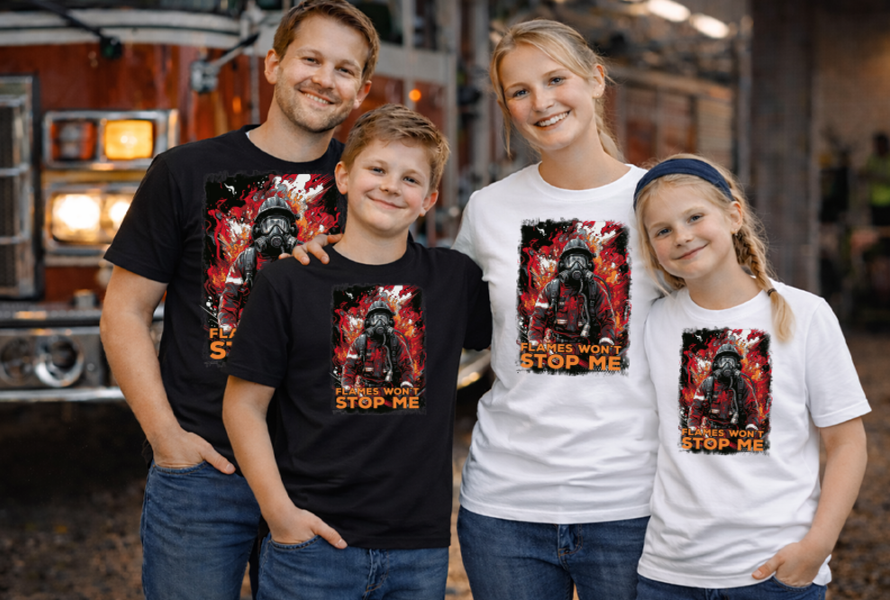 Familie mit Feuerwehr Fan Shirts