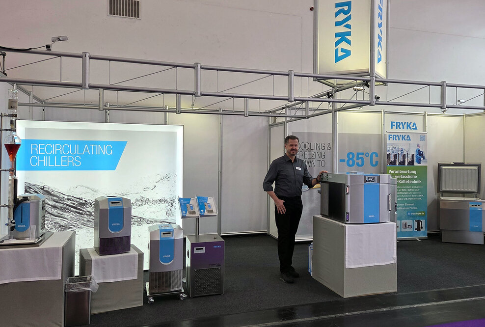 FRYKA-Kältetechnik überzeugt auf der analytica 2026 mit Herstellernähe und einem breiten Produktsortiment
