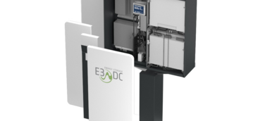 E3/DC fertigt weltweit erstes integriertes, echt 3-phasiges DC Stromspeichersystem in Serie