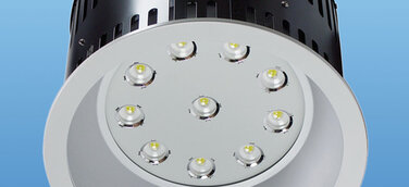 Die neuen Sterne am Hallenhimmel: die LED Hallenstrahler von ChiliconValley