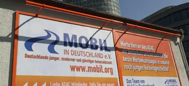 Kleine Plakataktion in München: Wir sind Deutschlands junger, moderner und günstiger Automobilclub