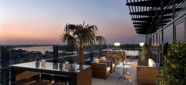 Radisson Blu Hotel, Rostock lockt mit höchster Event-Etage