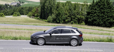 Der Audi A3 Sportback e-tron geht an den Start