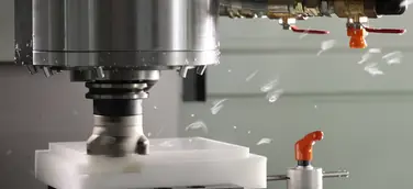 Formstabiler Kunststoff
