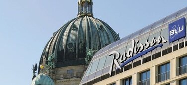 Radisson Blu Hotels Berlin und Hamburg als Top-Arbeitgeber ausgezeichnet