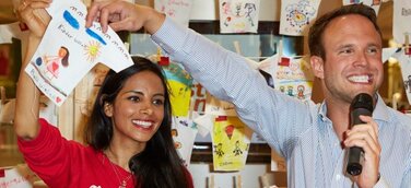 Charity-Auktion zum Weltkindertag im Billstedt Center Hamburg