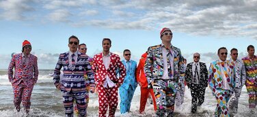 Der neuste Trend zu Karneval aus Holland und England. Mischung aus Verkleidung und Fashion