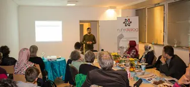 Ruhrdialog e.V. hat mit den Ruhrgesprächen in Duisburg begonnen