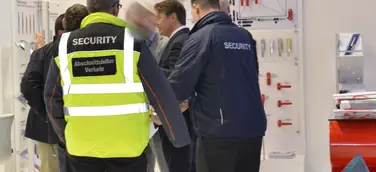 Dr. Hahn setzt Patentrechte auf der BAU durch
