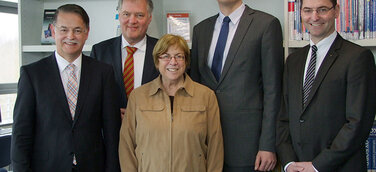 Erstmals Stipendien für das Kieler Wirtschaftsgymnasium