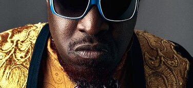 Lord Bishop Rocks Live