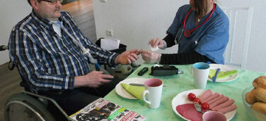 Optimal versorgt im familiärer Atmosphäre – Wohngemeinschaft für beatmete Menschen