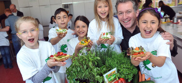 Gesunde Brote in Münchener Schule: Spitzenkoch Shane McMahon schmierte 300 Pause